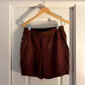 Lululemon x Barry’s Bootcamp Training Shorts Liner Men’s Medium Burgundy